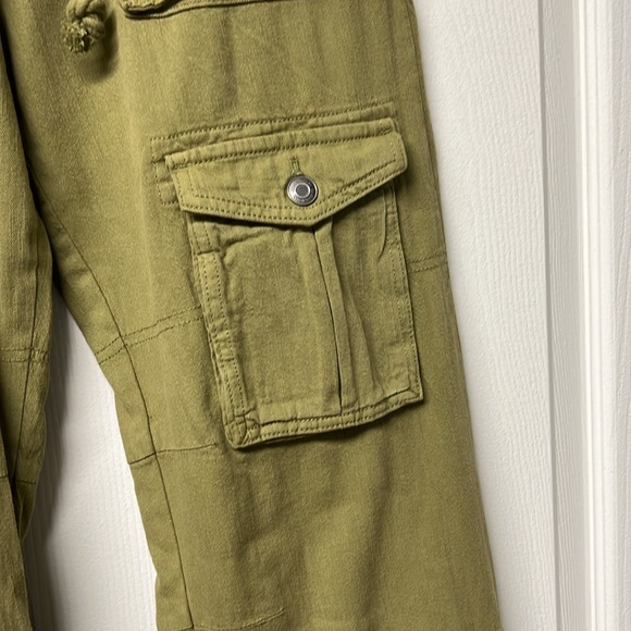 Zara - Picture 8 of 10